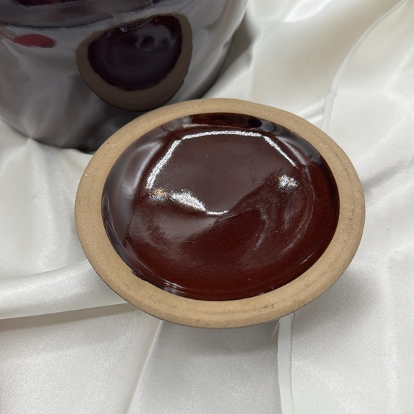 Monmouth Pottery Bean Pot - Picture 4 of 6